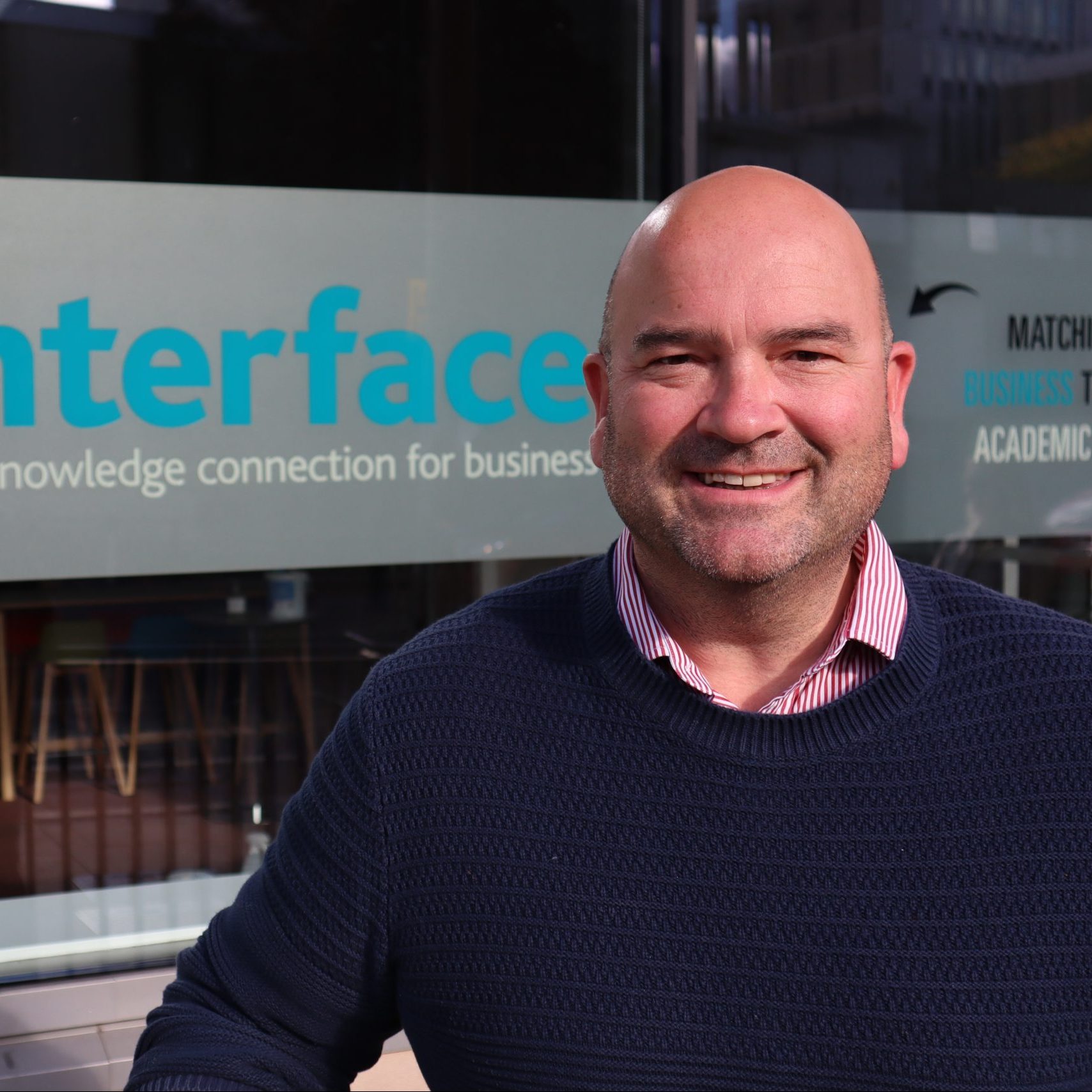 Howell Davies, Interface